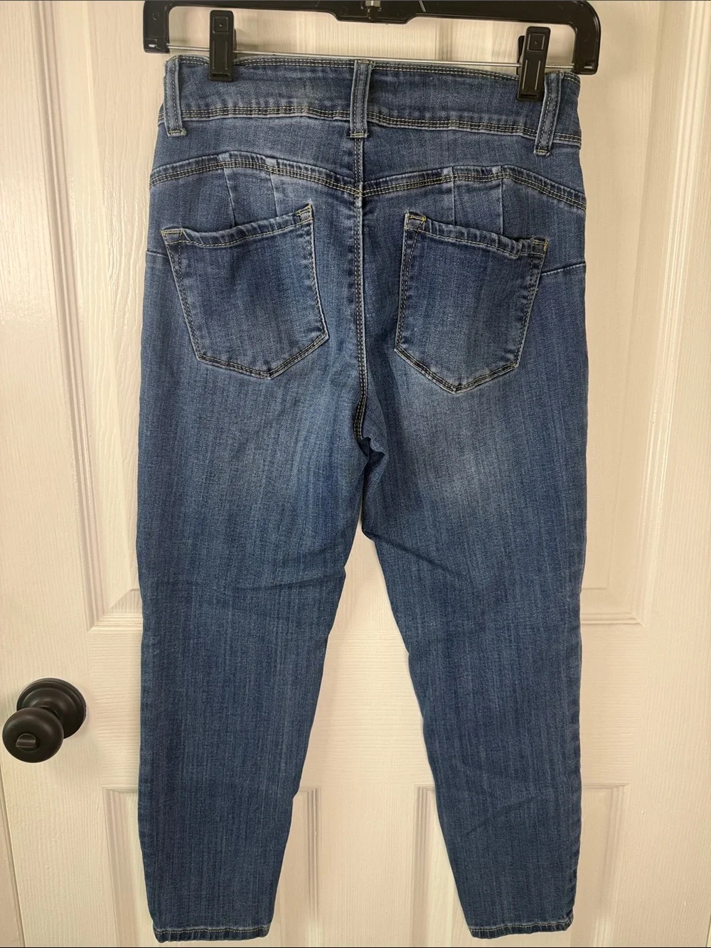 9th & Main Women's Blue High-Rise Skinny Jean Capri Size 4